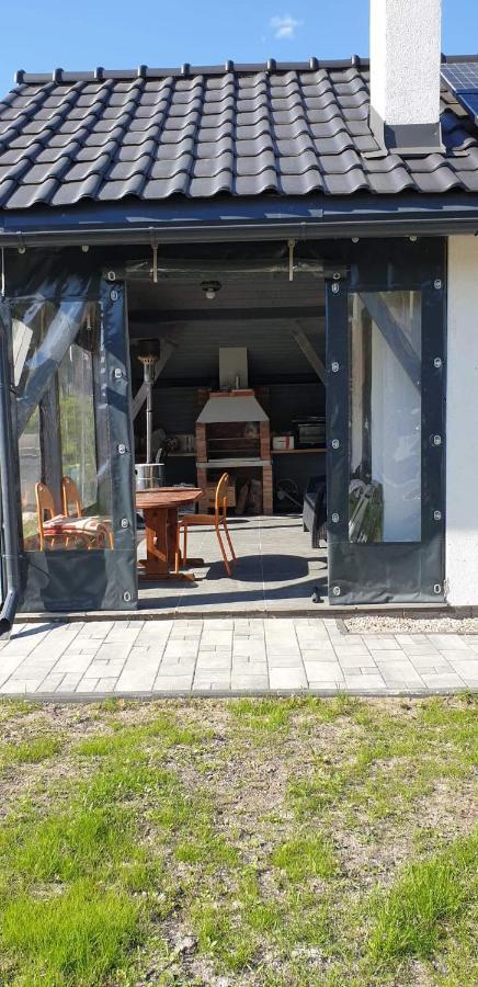 Mazury Domek Caloroczny Pelnik Jezioro Las Esterno foto
